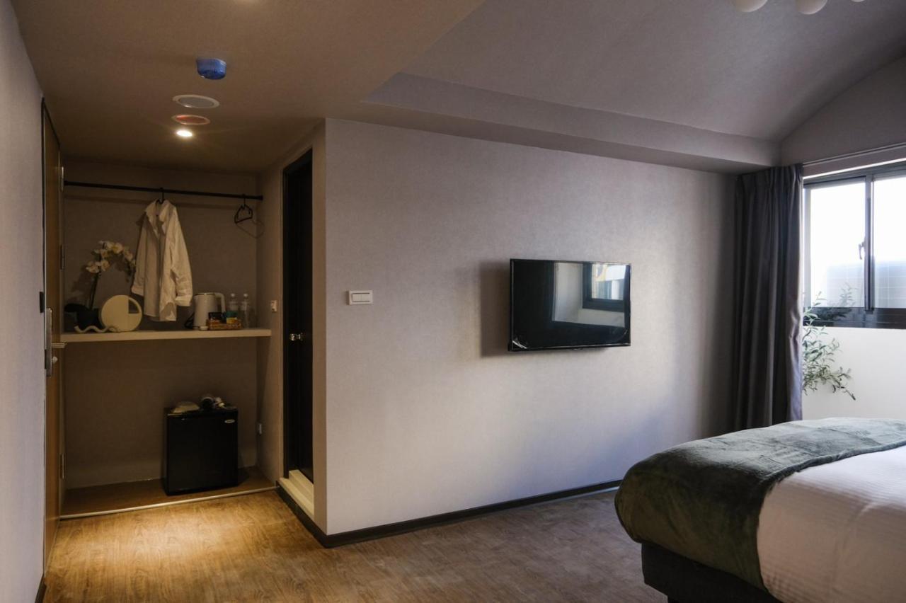 Giant Rich Hotel Тайбэй Экстерьер фото