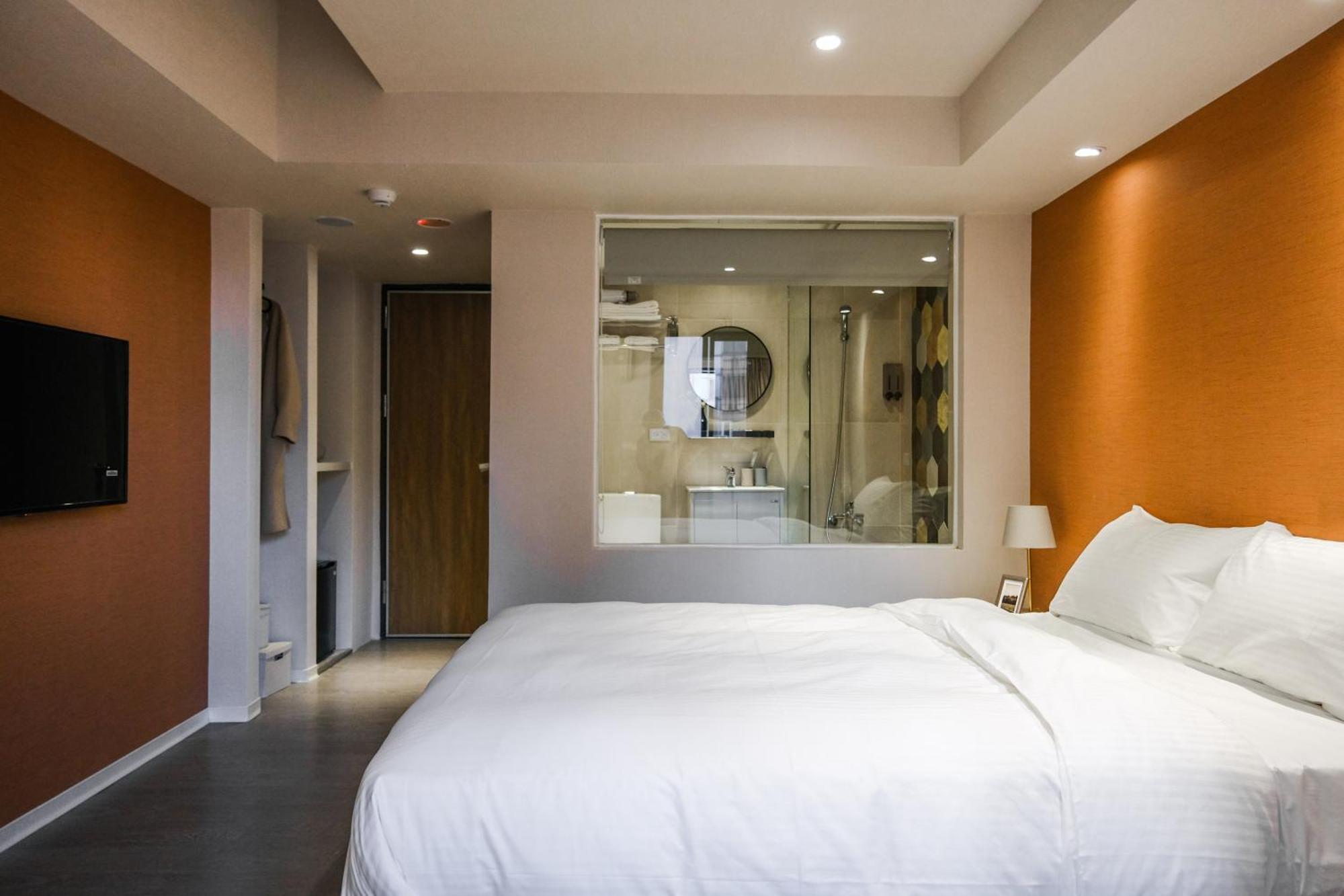 Giant Rich Hotel Тайбэй Экстерьер фото