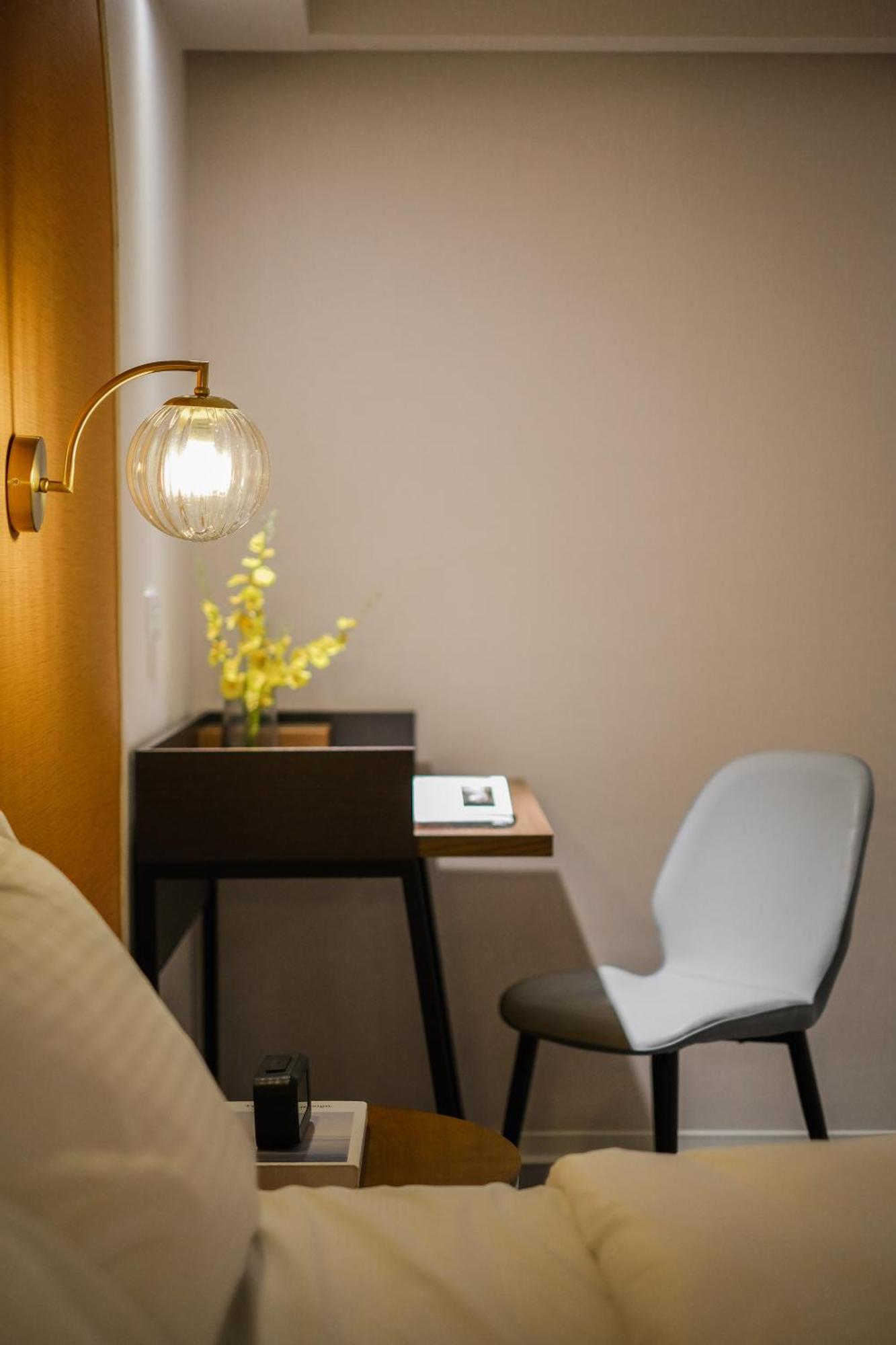 Giant Rich Hotel Тайбэй Экстерьер фото